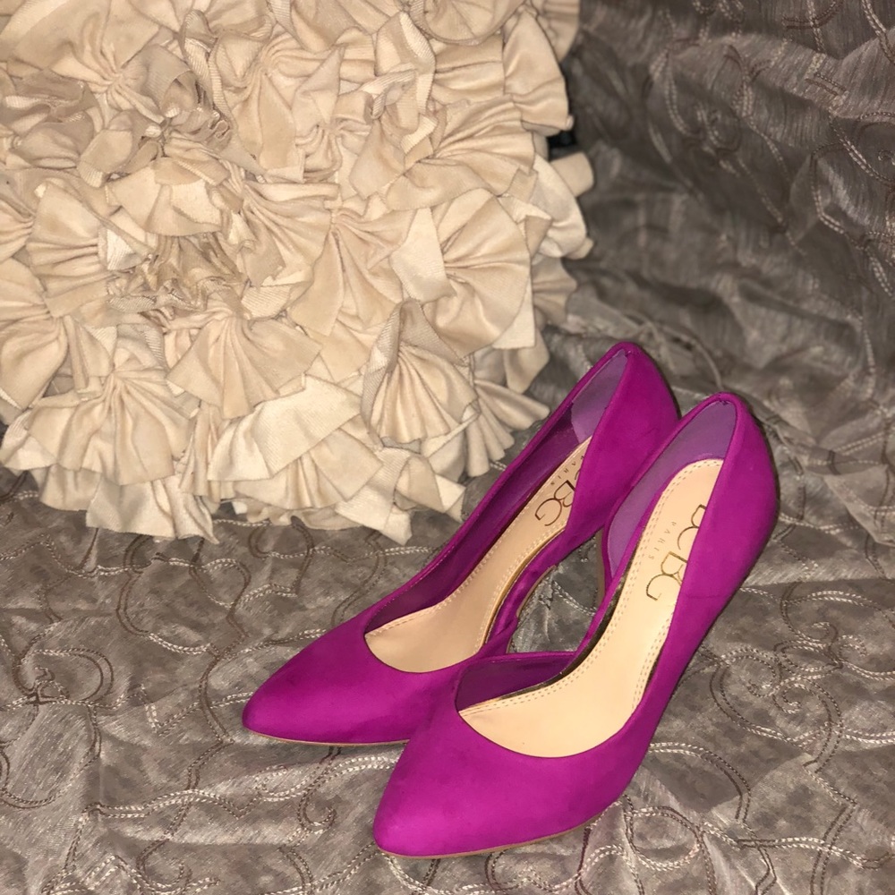 *SOLD* BCBG Paris Fuchsia Stilettos